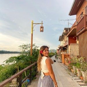 Meet your Posher, Daniella